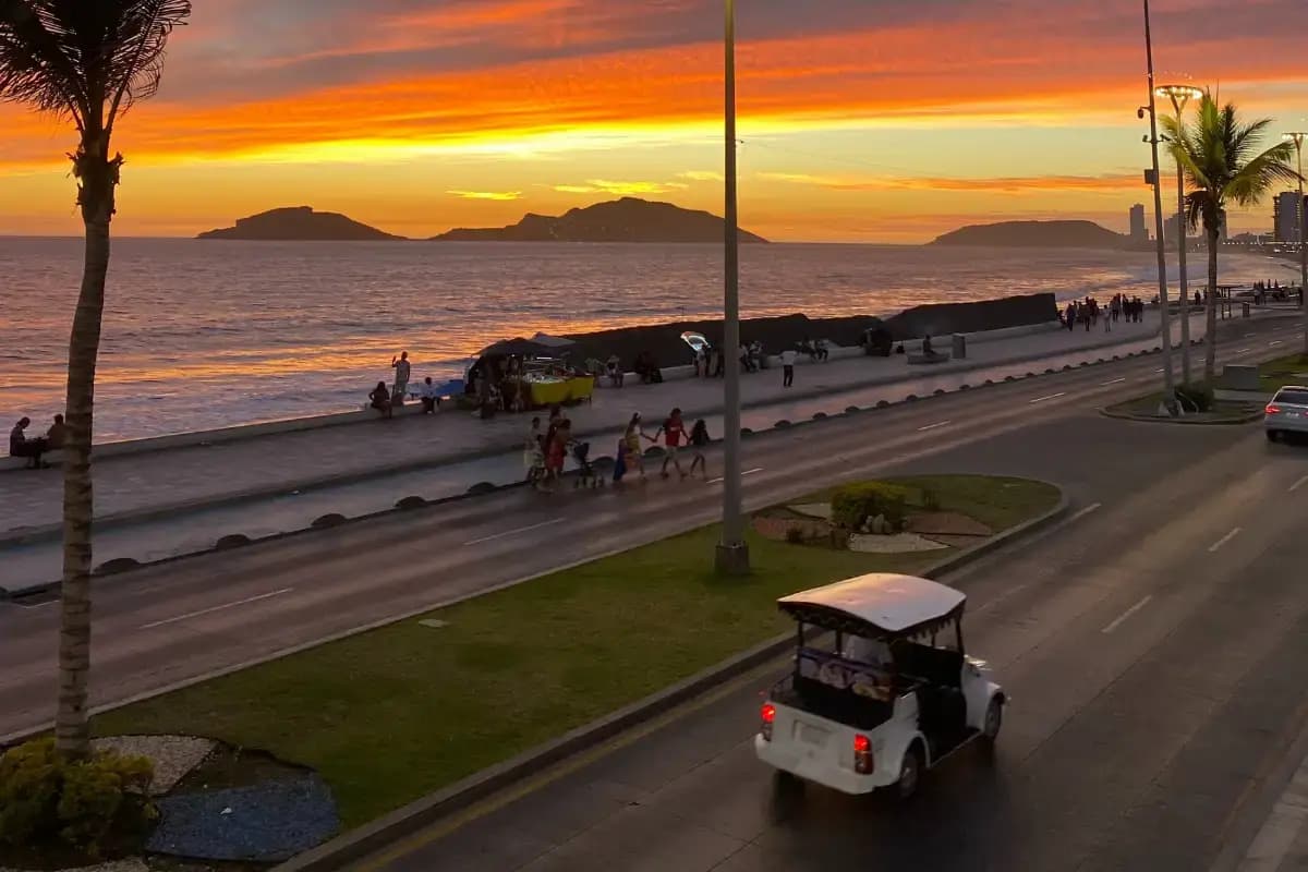 Recorrer el malecón