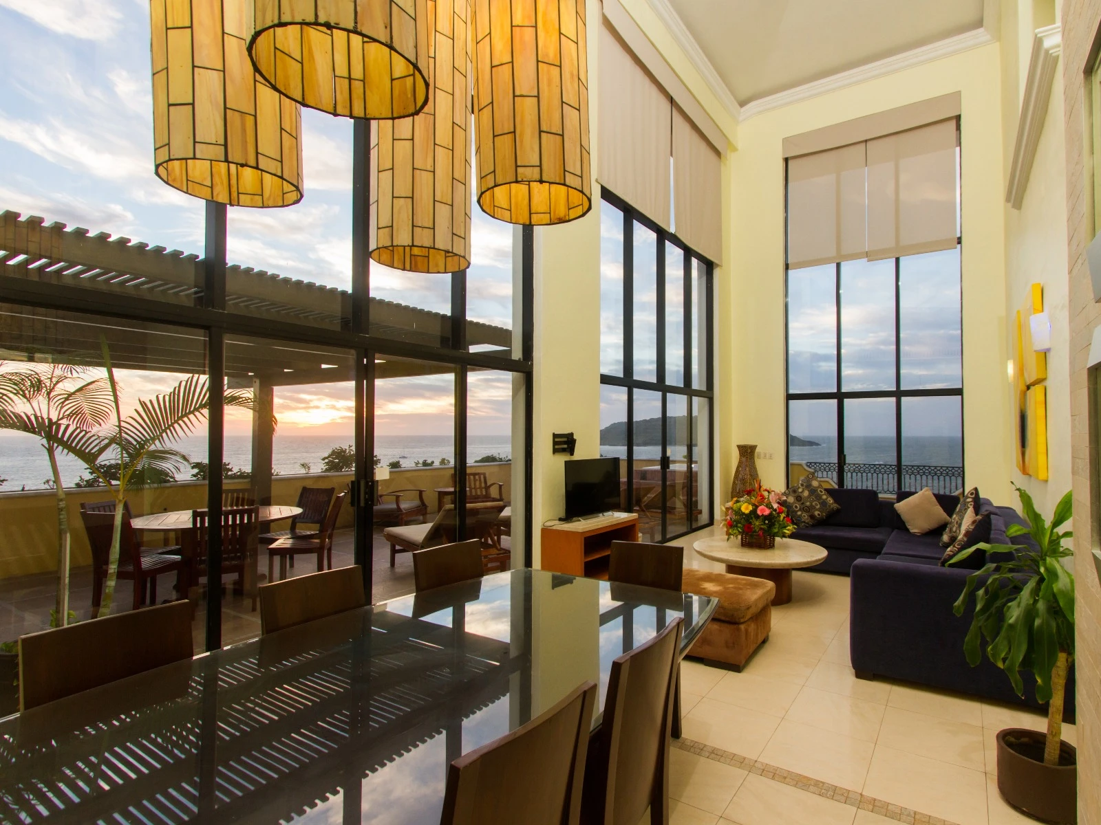Penthouse Royal 2
